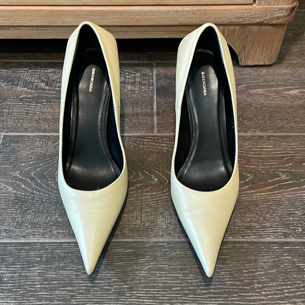 Balenciaga cream pumps
